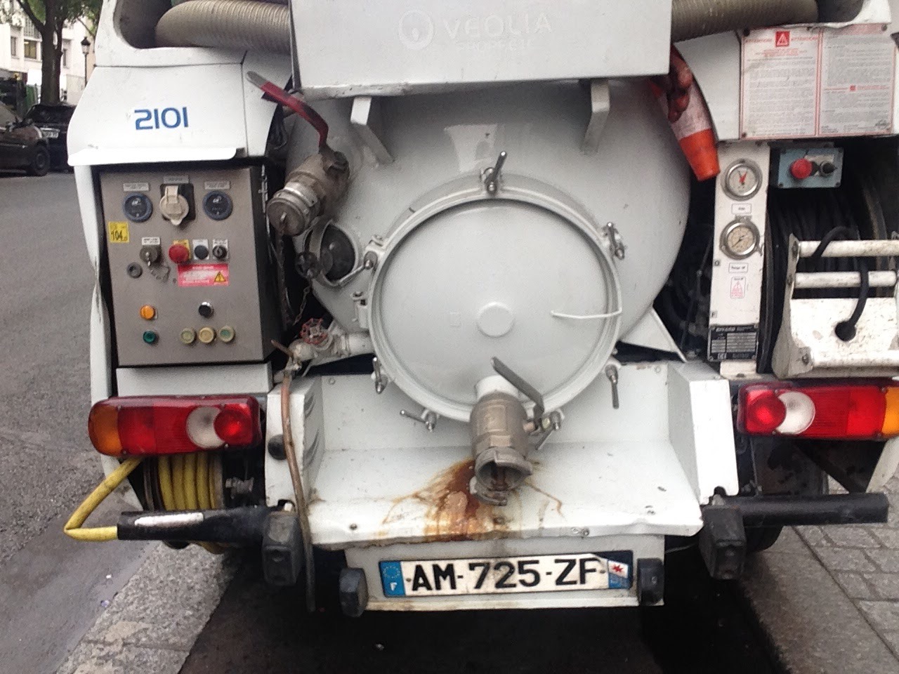 VL hydrocureur vue arrière